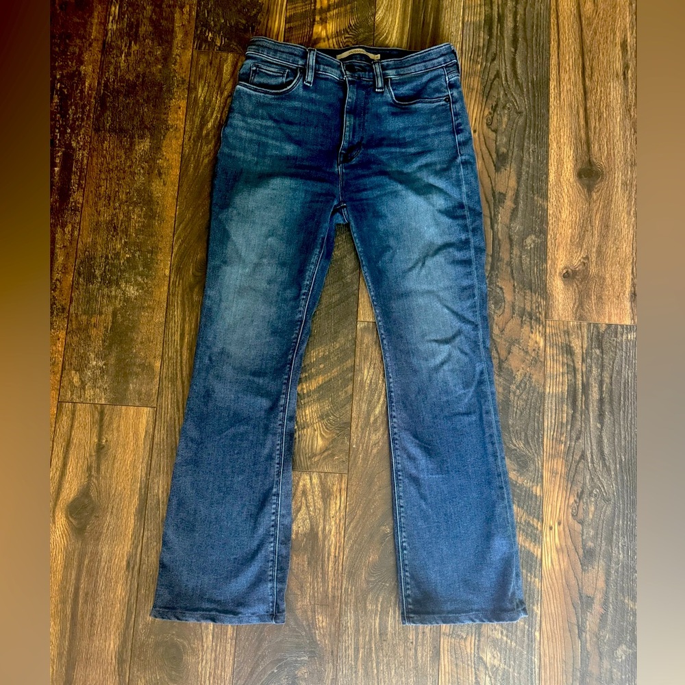Hudson Barbara High Rise Jeans Size 28 hemmed to 28 inseam.